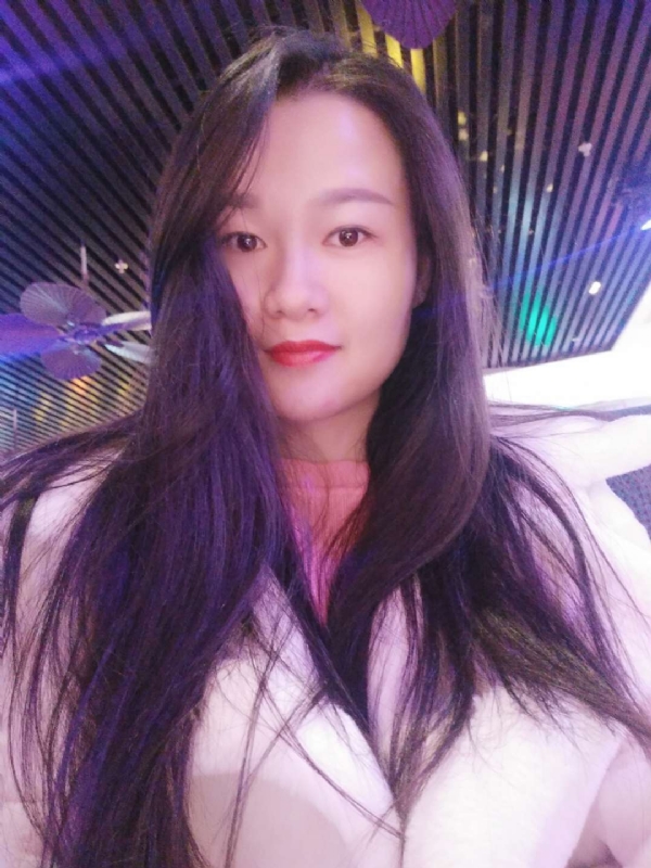 婉瑩的第三张照片--香港交友中心