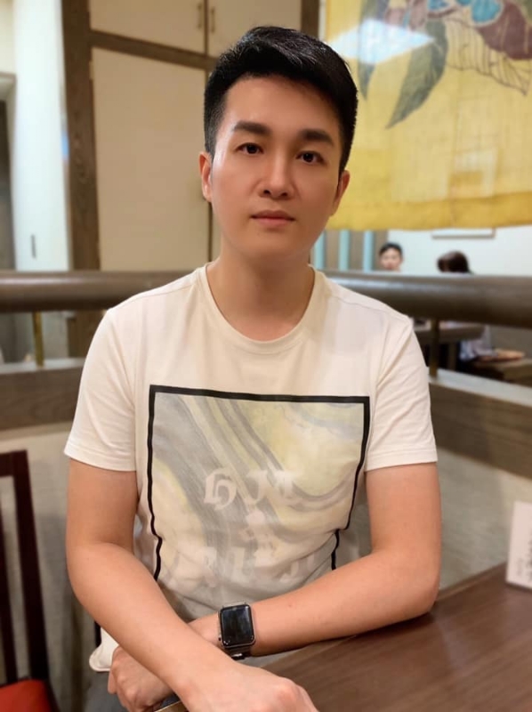 岁月流逝的第二张照片--香港交友中心