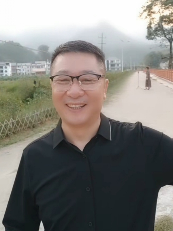 在這裡等你的第四张照片--香港交友中心