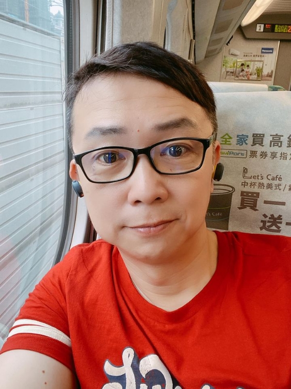 陈道明的第一张照片--香港交友中心