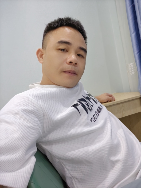 下一站的我的第二张照片--香港交友中心